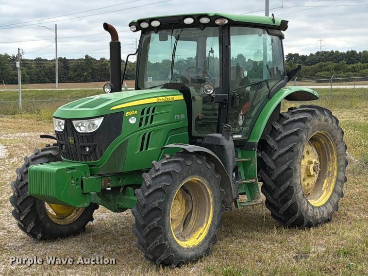 2015 John Deere 6120R MFWD tractor