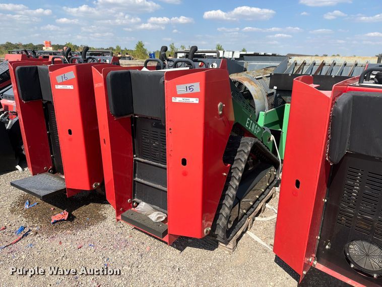 Erie Industries SCL850 compact utility loader