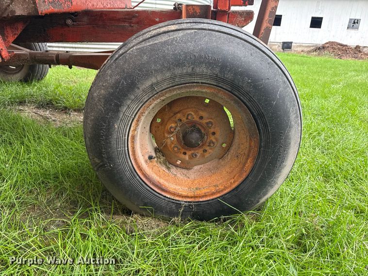 image for item ND9546 Killbros 350 grain body grain cart