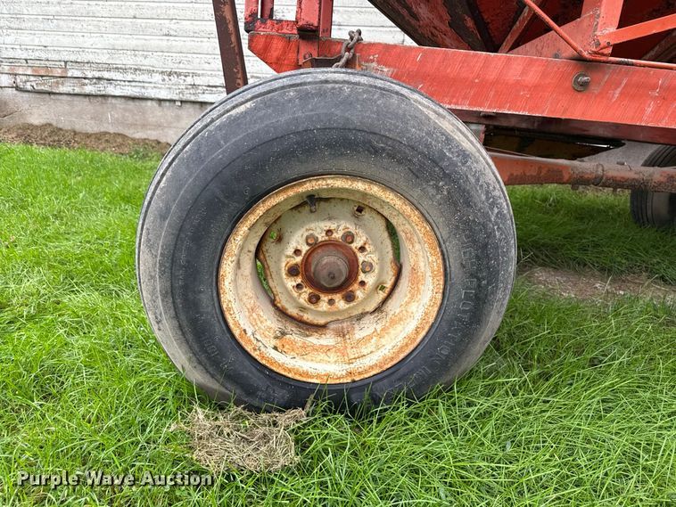 image for item ND9546 Killbros 350 grain body grain cart