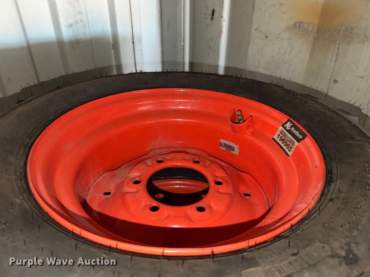 image for item NF9733 (4) tires and wheels