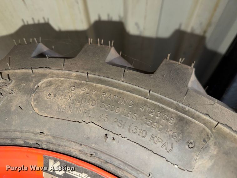 image for item NF9733 (4) tires and wheels
