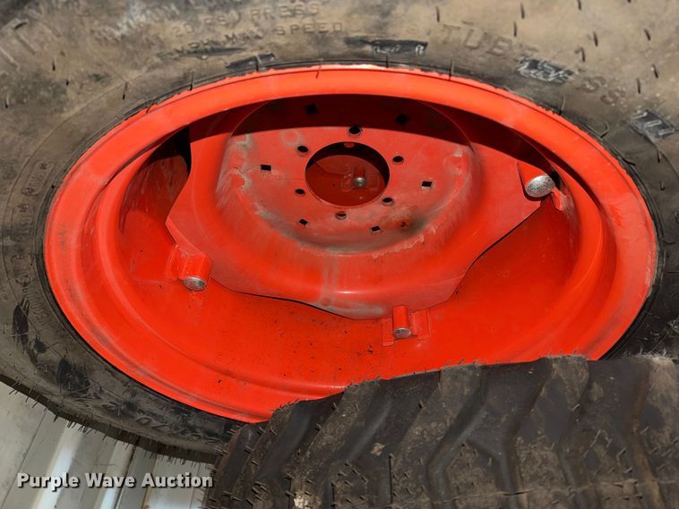 image for item NF9733 (4) tires and wheels
