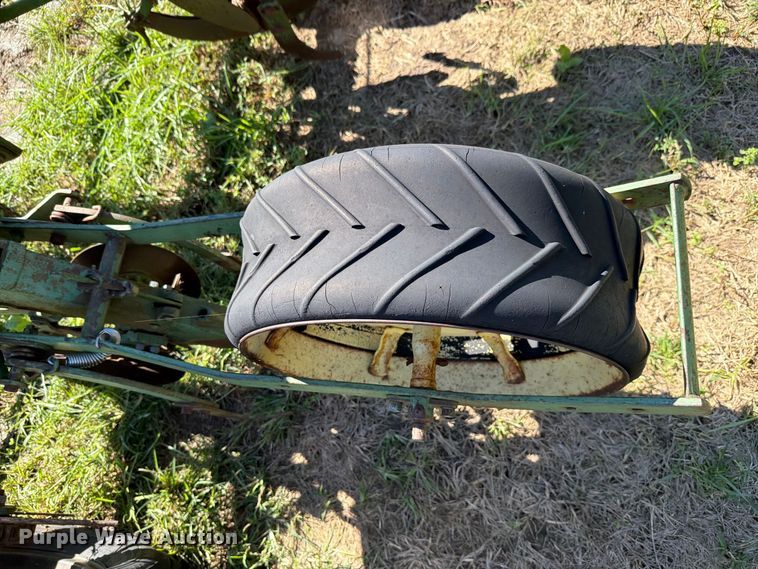 image for item NF9738 John Deere 494A planter
