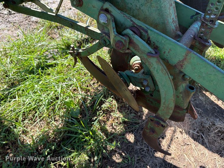 image for item NF9738 John Deere 494A planter