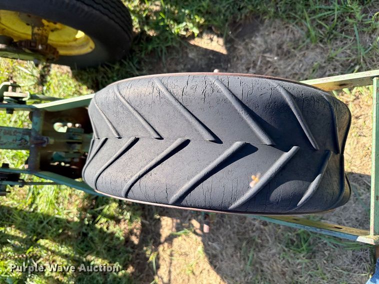 image for item NF9738 John Deere 494A planter