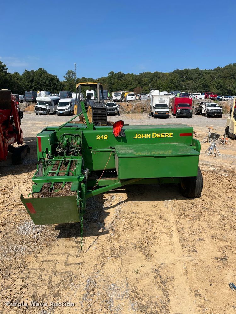 image for item YA4555 2019 John Deere 348T small square baler