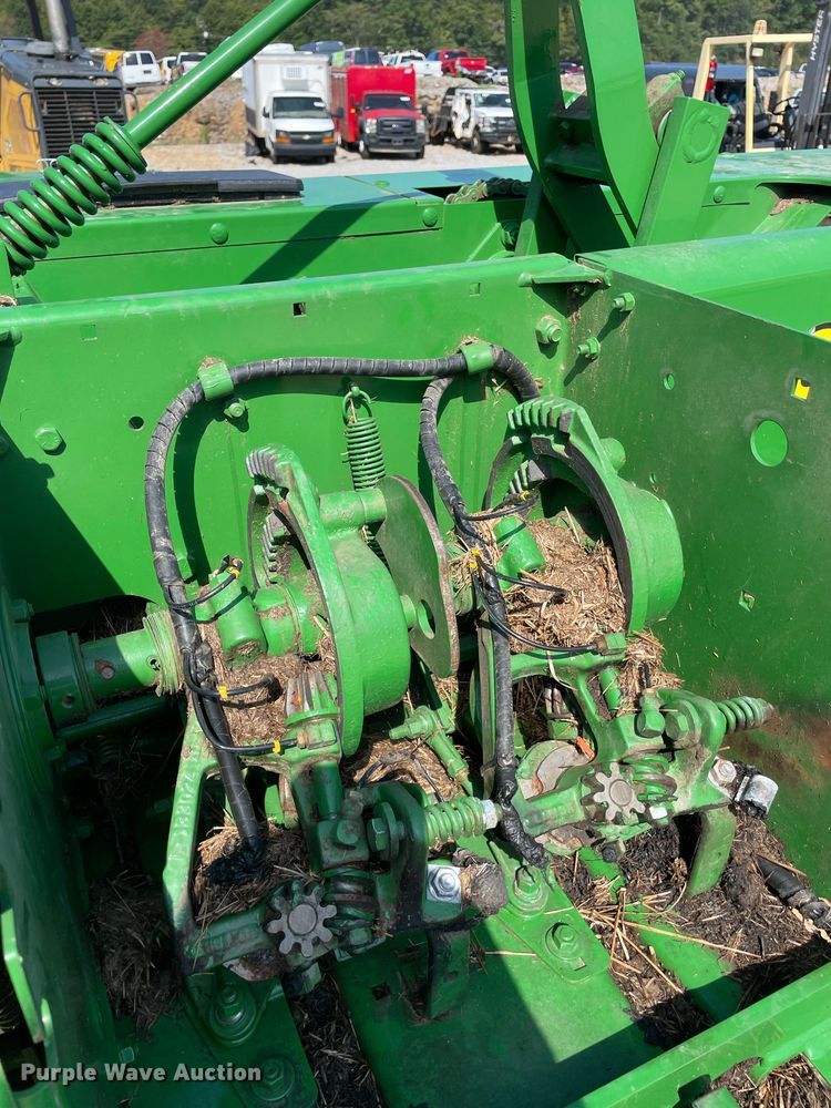 image for item YA4555 2019 John Deere 348T small square baler
