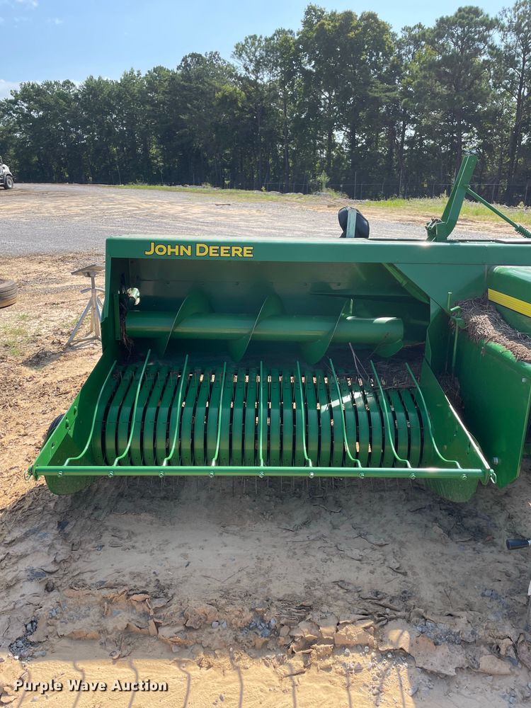 image for item YA4555 2019 John Deere 348T small square baler