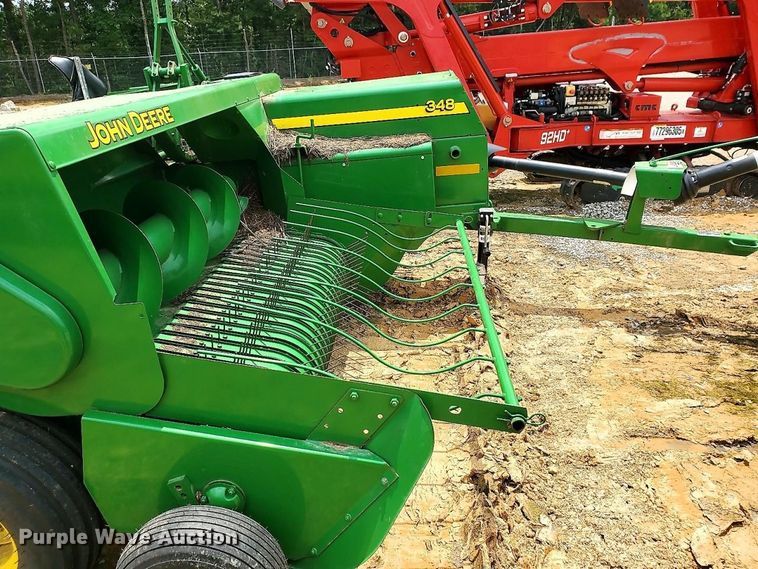 image for item YA4555 2019 John Deere 348T small square baler