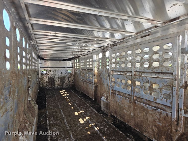 image for item YA4659 2025 Wilson PSGN 8428T livestock trailer