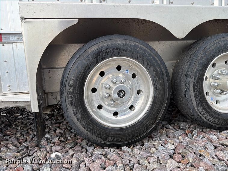 image for item YA4659 2025 Wilson PSGN 8428T livestock trailer