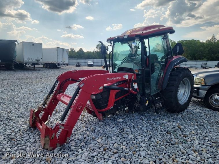 image for item YA4953 2020 Mahindra MFWD tractor