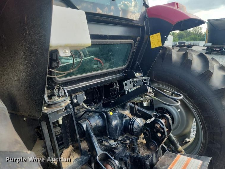 image for item YA4953 2020 Mahindra MFWD tractor