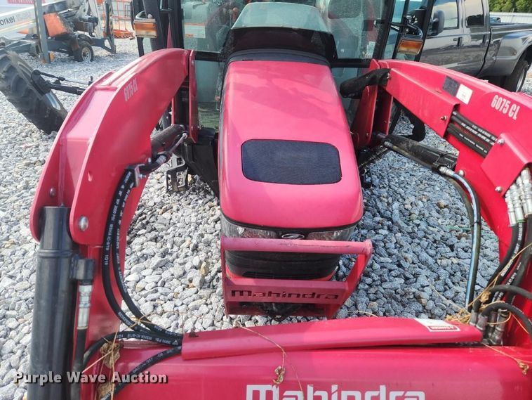 image for item YA4953 2020 Mahindra MFWD tractor
