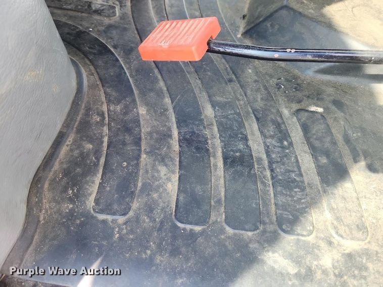 image for item YA4953 2020 Mahindra 6065 MFWD tractor