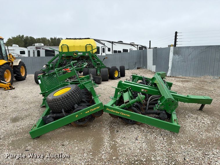 image for item YA5150 2023 John Deere N542C no-till air seeder