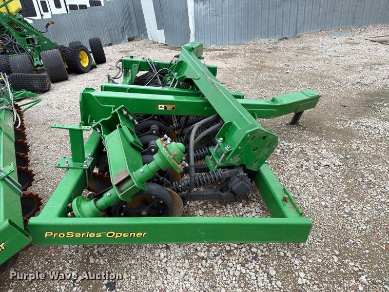 image for item YA5150 2023 John Deere N542C no-till air seeder