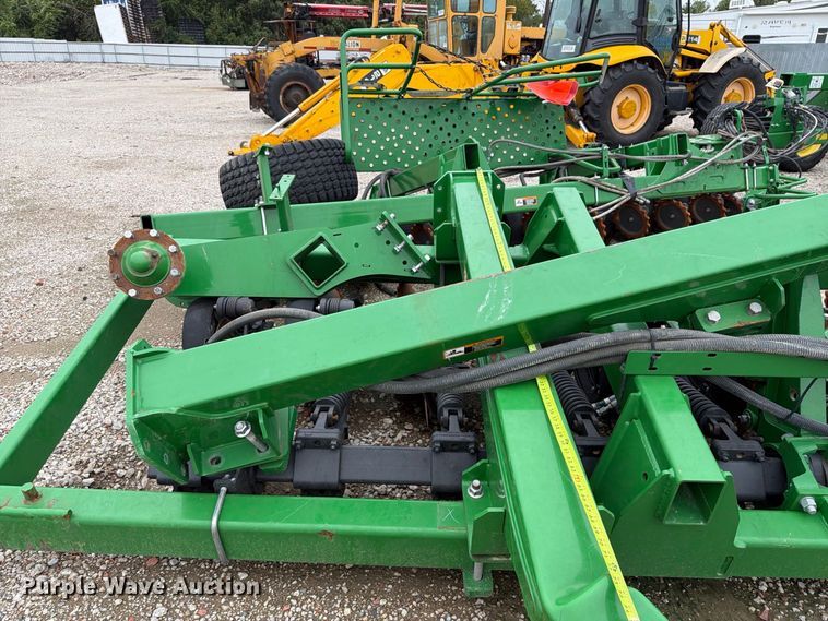 image for item YA5150 2023 John Deere N542C no-till air seeder
