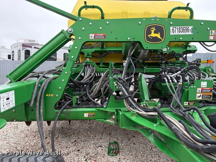 image for item YA5150 2023 John Deere N542C no-till air seeder