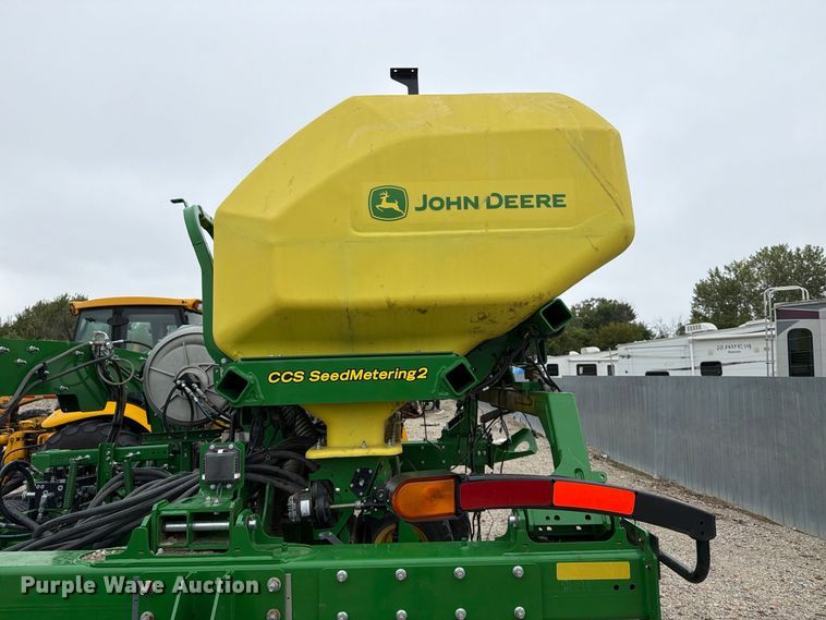 image for item YA5150 2023 John Deere N542C no-till air seeder