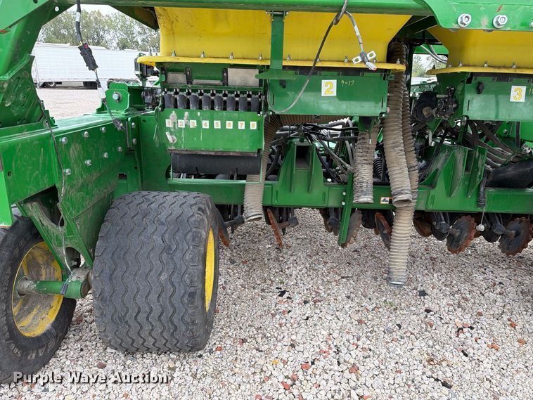 image for item YA5150 2023 John Deere N542C no-till air seeder