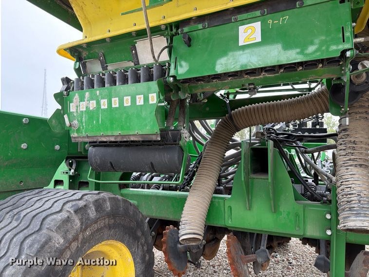 image for item YA5150 2023 John Deere N542C no-till air seeder