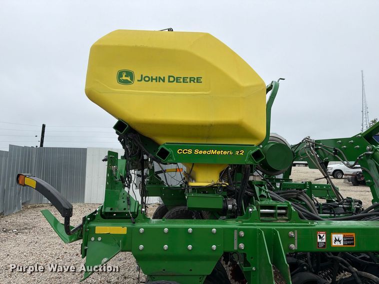 image for item YA5150 2023 John Deere N542C no-till air seeder