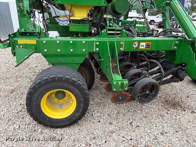 image for item YA5150 2023 John Deere N542C no-till air seeder