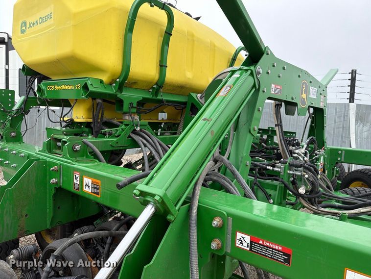 image for item YA5150 2023 John Deere N542C no-till air seeder