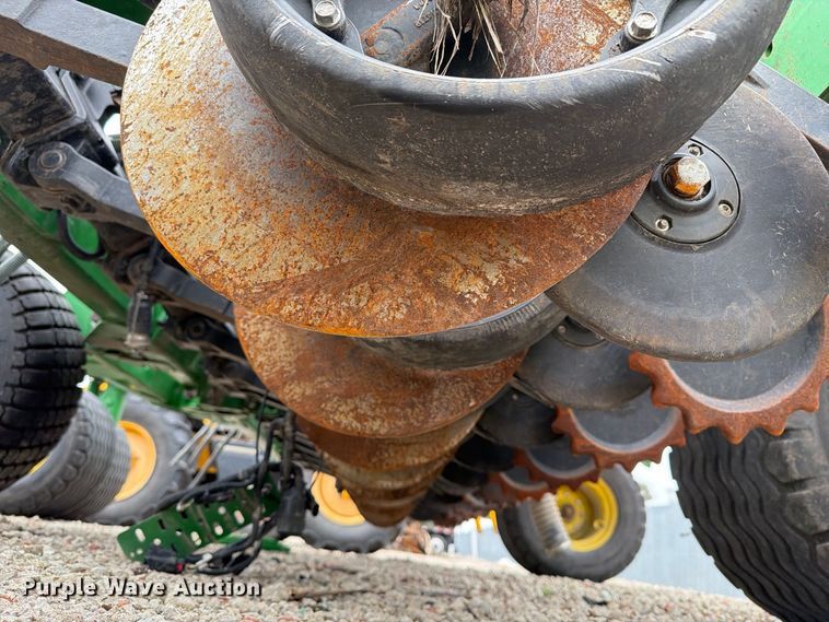 image for item YA5150 2023 John Deere N542C no-till air seeder