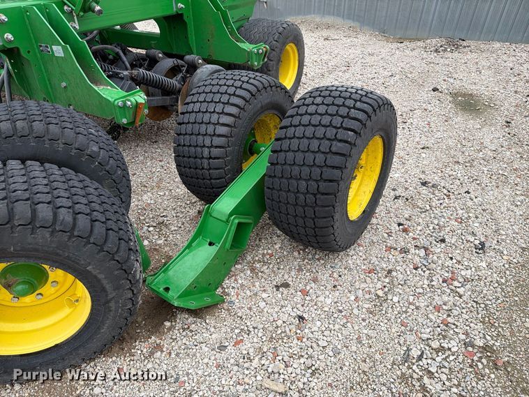 image for item YA5150 2023 John Deere N542C no-till air seeder