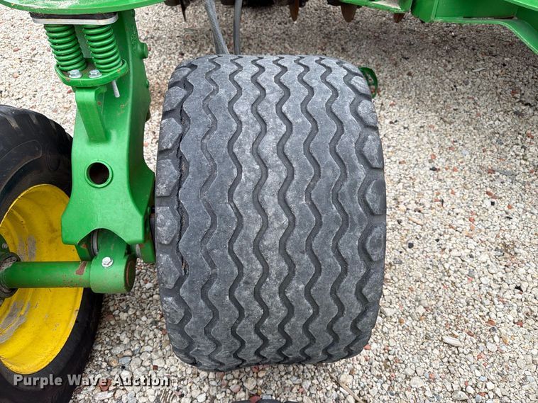 image for item YA5150 2023 John Deere N542C no-till air seeder