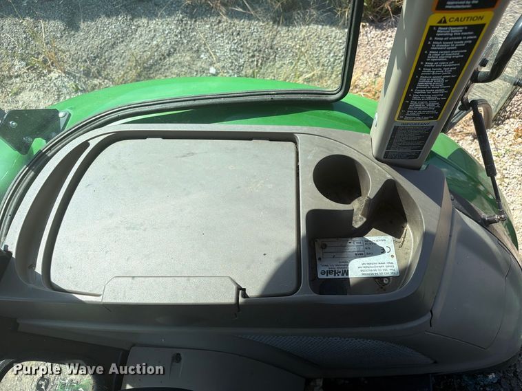 image for item YA5174 2023 John Deere 5100E MFWD tractor