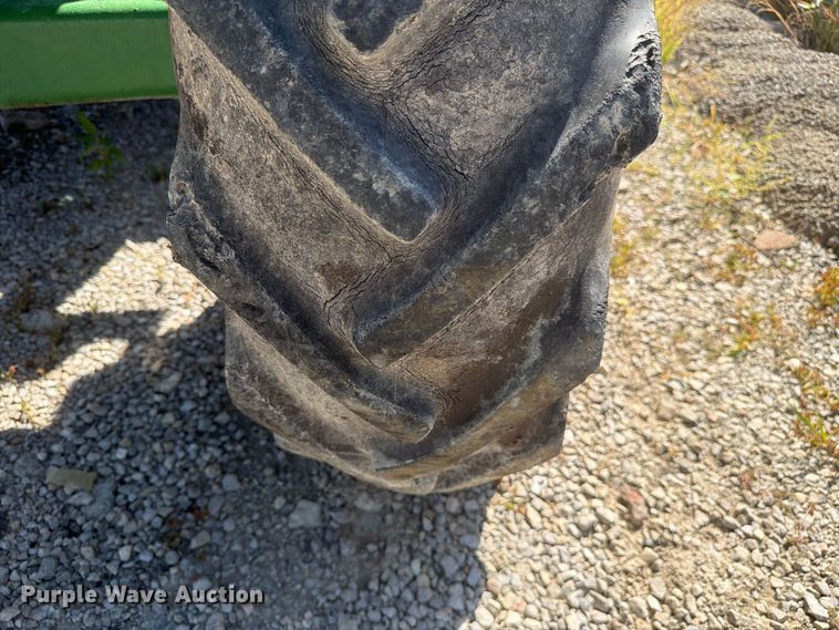 image for item YA5174 2023 John Deere 5100E MFWD tractor