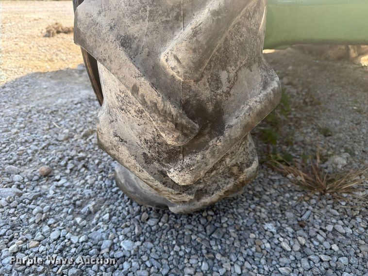 image for item YA5174 2023 John Deere 5100E MFWD tractor