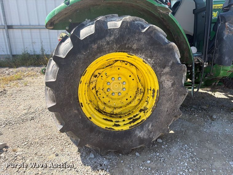 image for item YA5174 2023 John Deere 5100E MFWD tractor