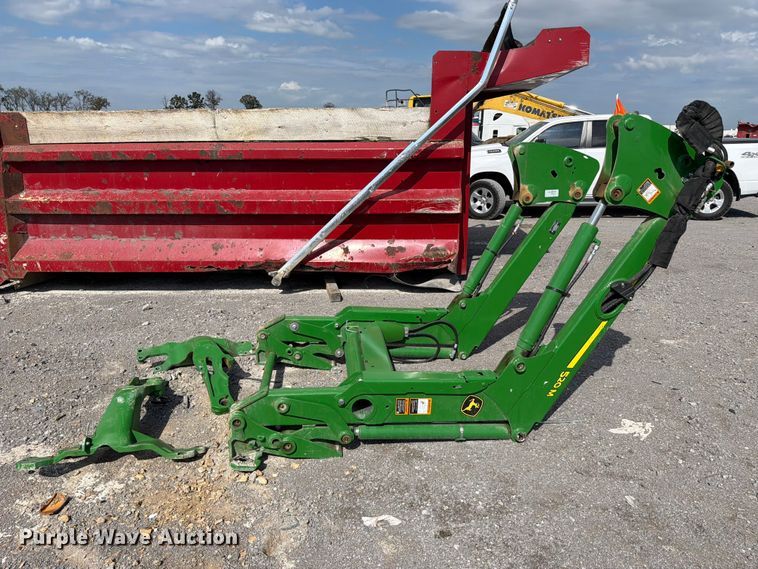 image for item YA5288 2023 John Deere 520M loader