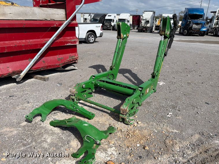 image for item YA5288 2023 John Deere 520M loader