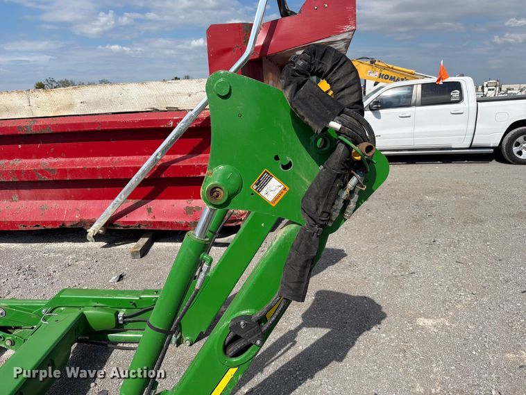 image for item YA5288 2023 John Deere 520M loader