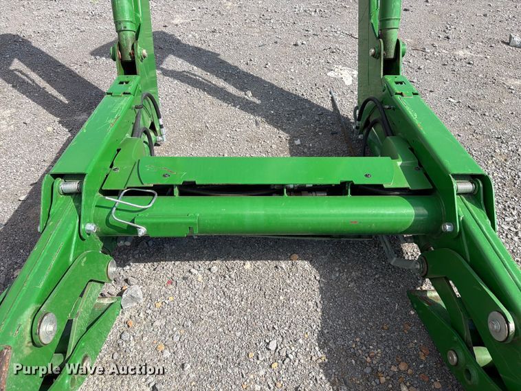 image for item YA5288 2023 John Deere 520M loader