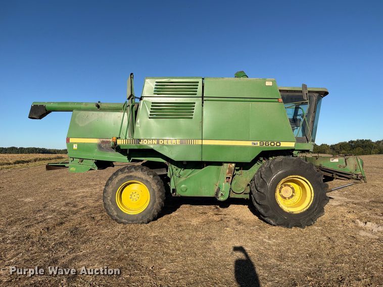 image for item YA5380 1994 John Deere 9600 RWA combine