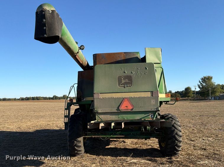 image for item YA5380 1994 John Deere 9600 RWA combine