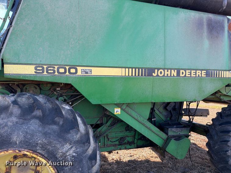 image for item YA5380 1994 John Deere 9600 RWA combine