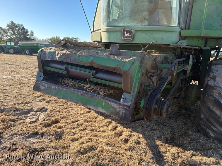 image for item YA5380 1994 John Deere 9600 RWA combine