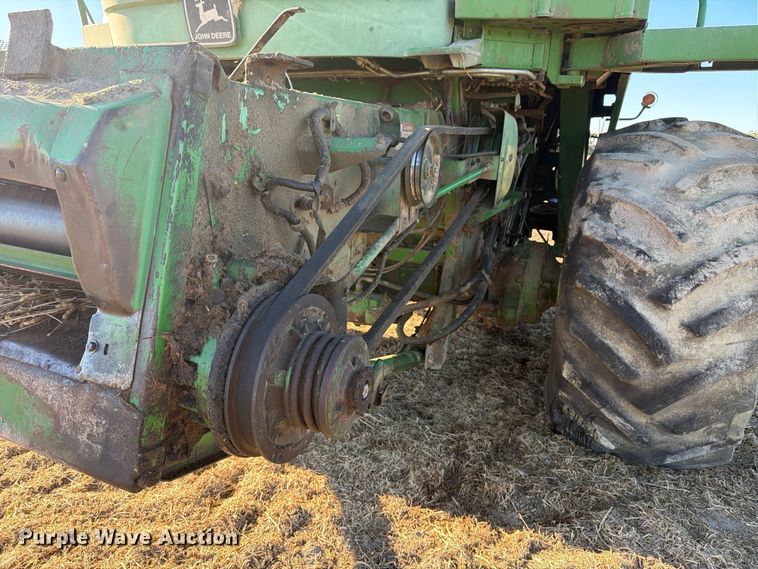 image for item YA5380 1994 John Deere 9600 RWA combine
