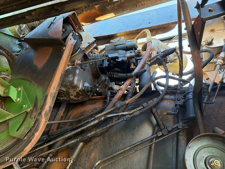 image for item YA5380 1994 John Deere 9600 RWA combine