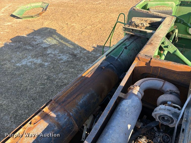 image for item YA5380 1994 John Deere 9600 RWA combine