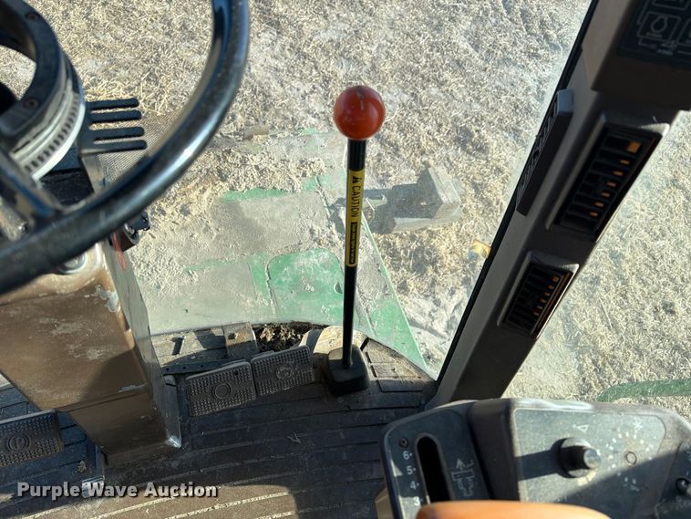 image for item YA5380 1994 John Deere 9600 RWA combine