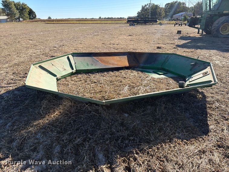 image for item YA5380 1994 John Deere 9600 RWA combine
